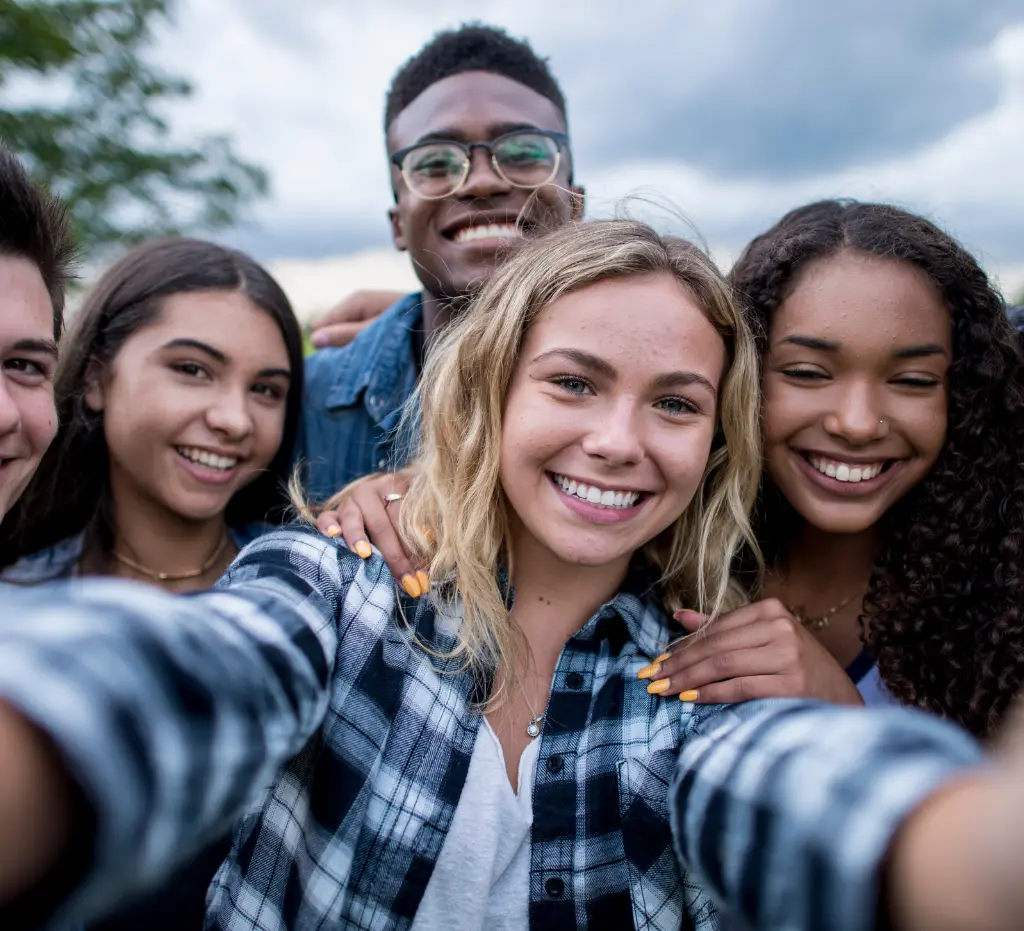 etudiants-selfie-1024x931