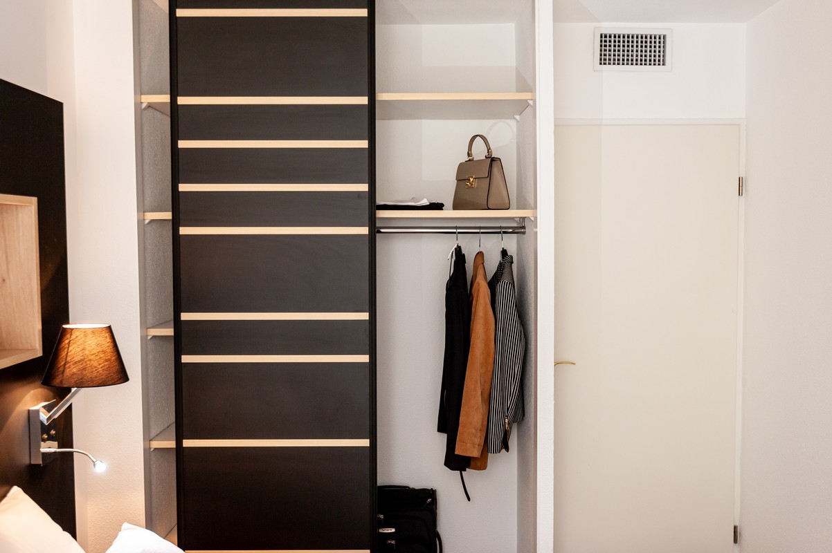 4- Residence Grenoble T2 Dressing