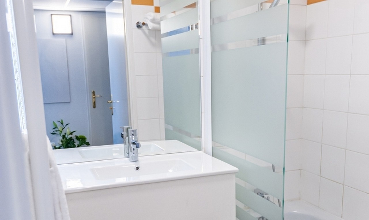 5- Residence Grenoble T2 Studio salle de bain